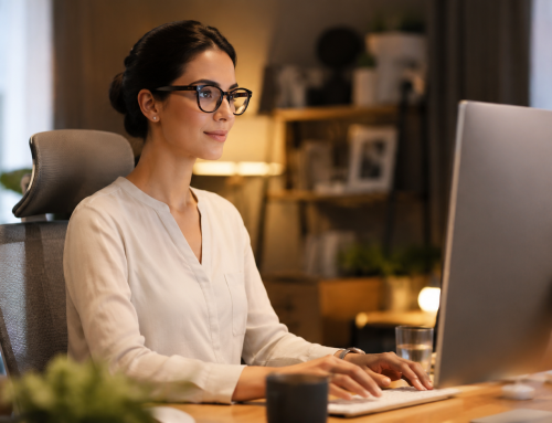 Pantallas y salud visual: cómo reducir la fatiga ocular digital